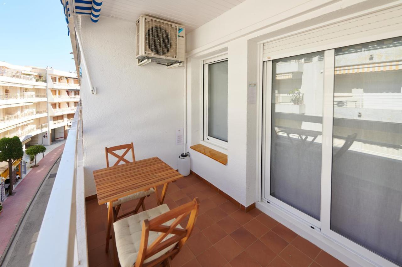 Desconnectar Tossa De Mar Apartment Exterior photo